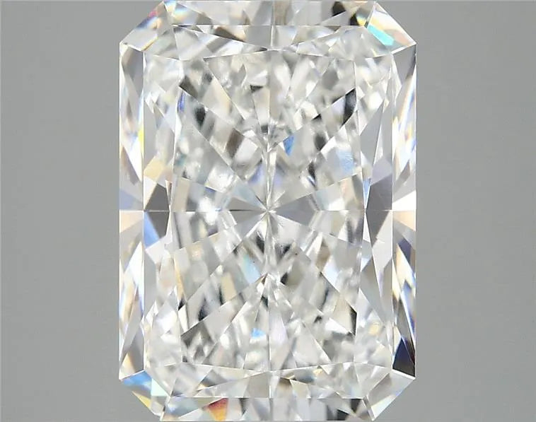 5.10ct Radiant Lab Grown Diamond (Colour E, Clarity VVS2, IGI Certified)