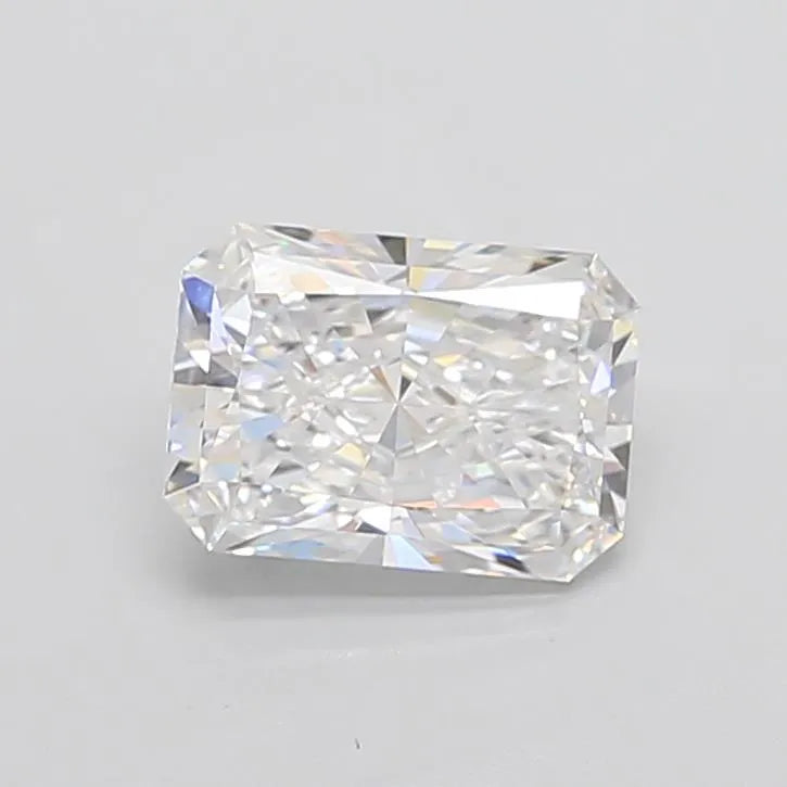 2.45ct Radiant Lab Grown Diamond (Colour D, Clarity VVS1, IGI Certified)
