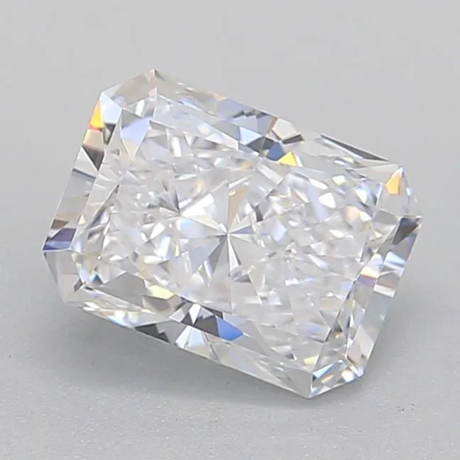 1.05ct Radiant Lab Grown Diamond (Colour D, Clarity VVS1, IGI Certified)