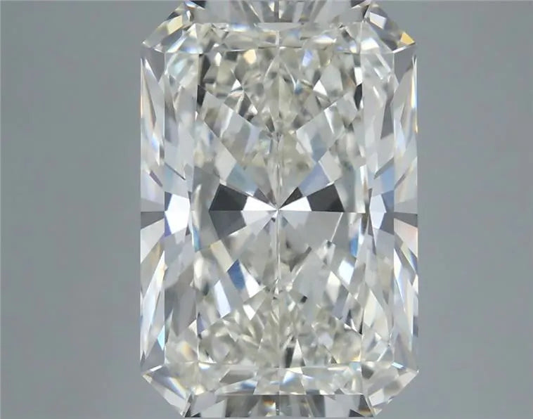 6.56ct Radiant Lab Grown Diamond (Colour H, Clarity VS1, IGI Certified)