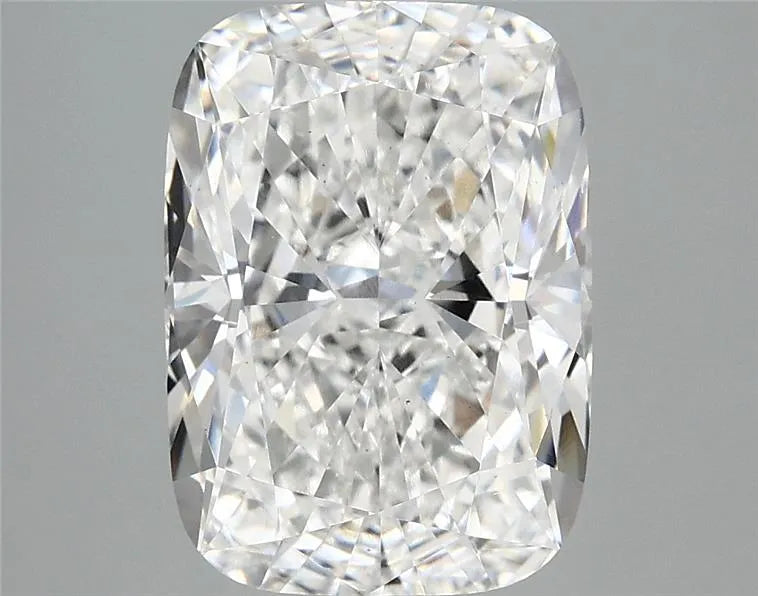 4.00ct Cushion modified Lab Grown Diamond (Colour E, Clarity VS2, IGI Certified)