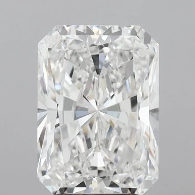 3.57ct Radiant Lab Grown Diamond (Colour E, Clarity VS2, IGI Certified)